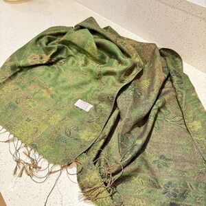 Cashmere Green Patterned Scarf